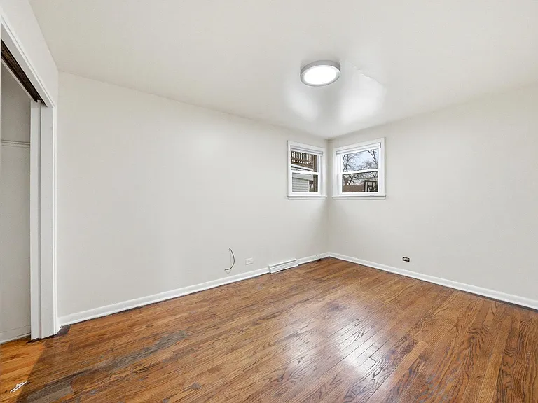 4605 S Laramie Ave — Photo 17