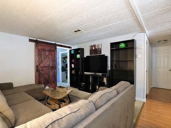 3rd image of 742 Spindrift St #742
