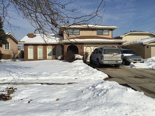 1st image of 15731 La Paz Ct