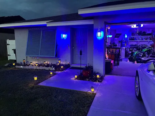 37 E Towne Pl, Titusville, FL 32796