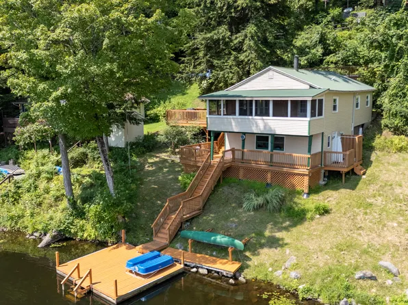 119 N Copeland Pond Way, Fort Ann, NY 12827