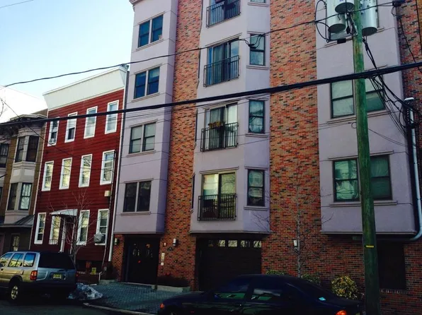 123-125 Jackson St APT 2B, Hoboken, NJ 07030