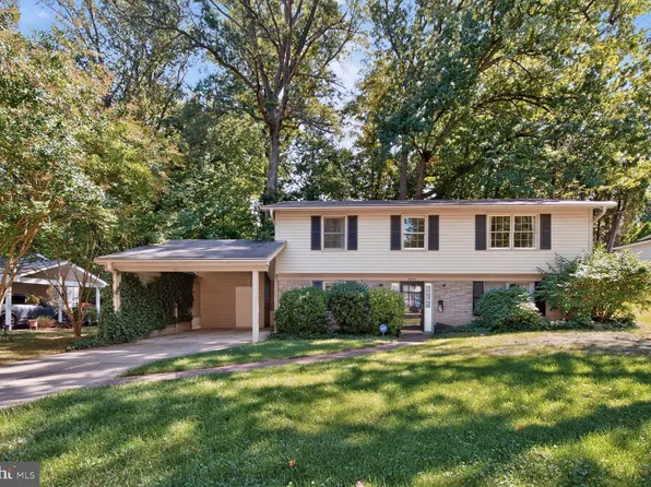 6105 Fernleigh Blvd, Springfield, VA 22152