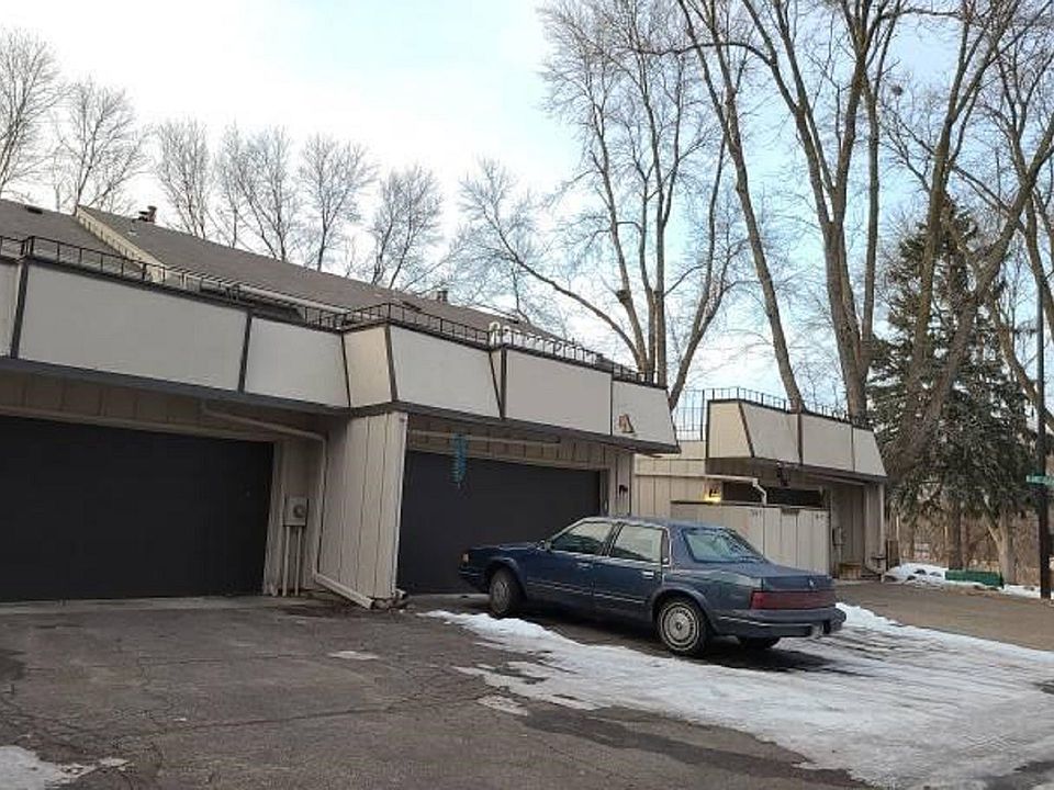 5845 Lake Curve Ln, Brooklyn Center, MN 55429 Zillow