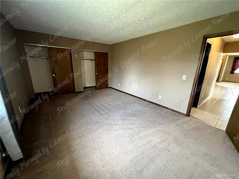 8774 Shadycreek Dr — Photo 24