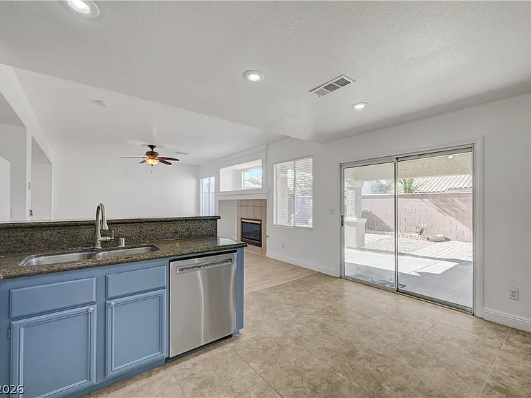 1218 Starstone Ct — Photo 13