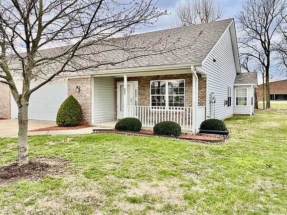 2nd image of 221 N Blue Ribbon Ct