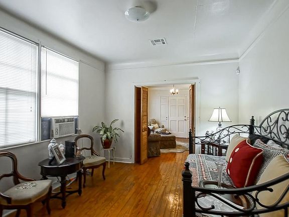 5th image of 1812 Lowerline St