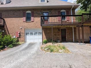 946 Park Pl NE, Conyers, GA 30012