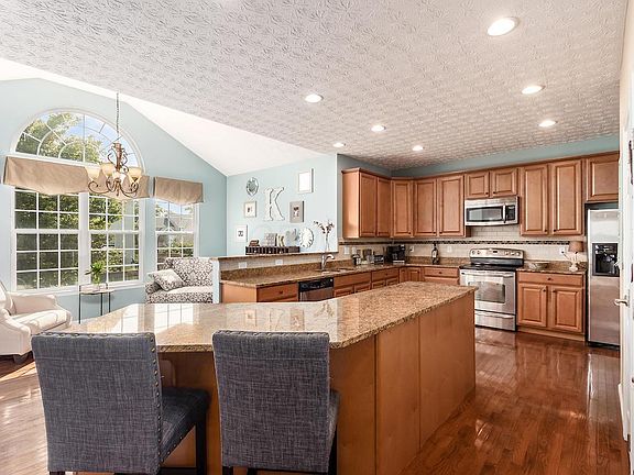 4th image of 5842 Goldstone Ct