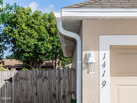 3rd image of 1419 Providence Blvd