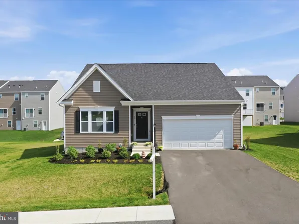 59 Outrigger Rd, Inwood, WV 25428