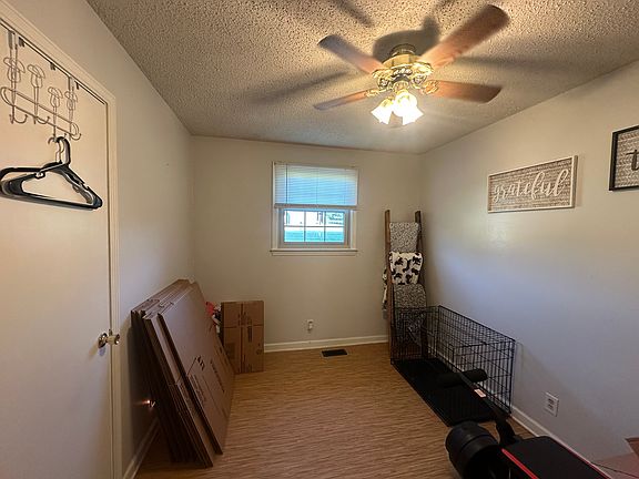 5th image of 2086 Hartsville Park