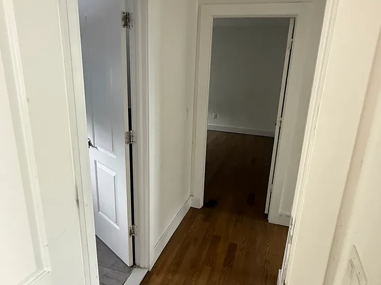 28 Hawkins St #3 — Photo 1