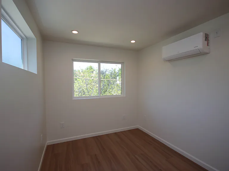 1170 Huntington Dr #C1 — Photo 10