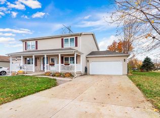401 S Elizabeth St, Maple Park, IL 60151