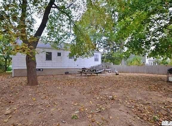 2nd image of 4 Primrose Ln