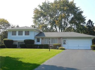 32 Cutter Dr, Rochester, NY 14624