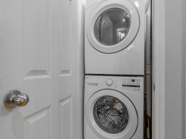 142 Clyde Ave APT 1W