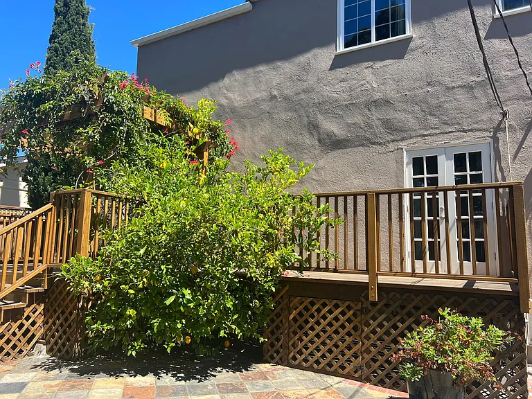 2108 Hillside Dr — Photo 39