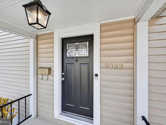 2nd image of 3033 Parktowne Rd