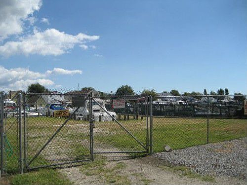 1st image of 704 Roosevelt Ave