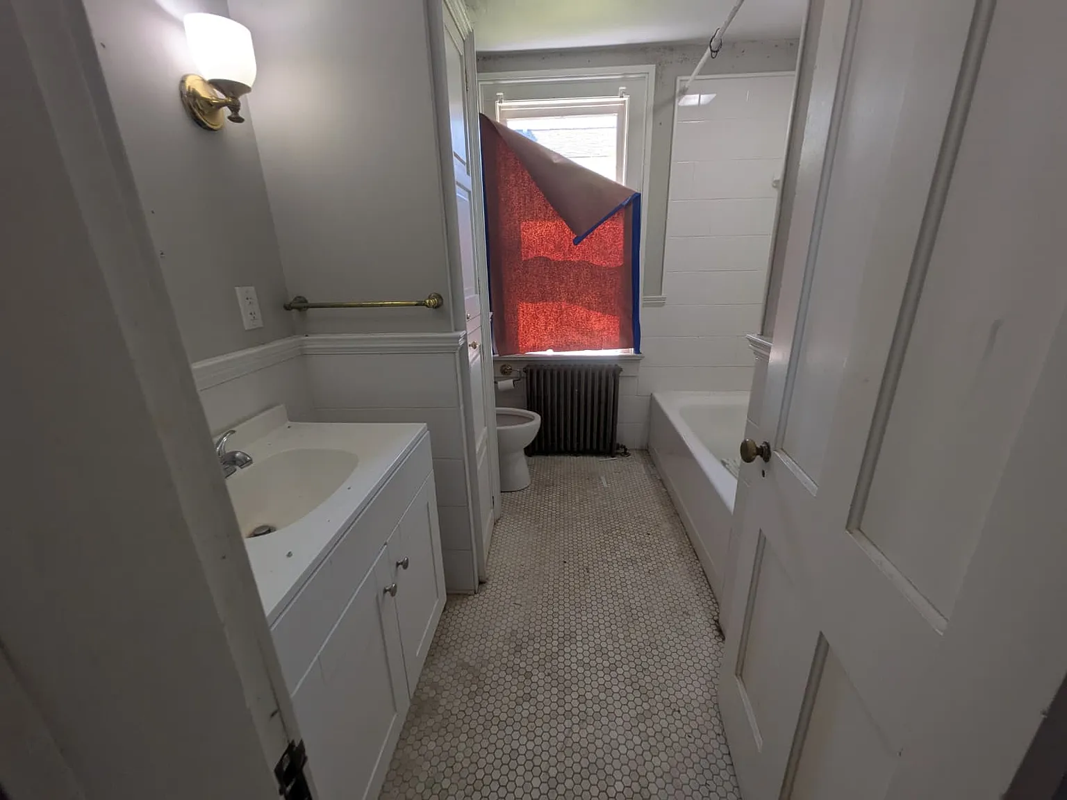 5 bed, $3,150 — Photo 2