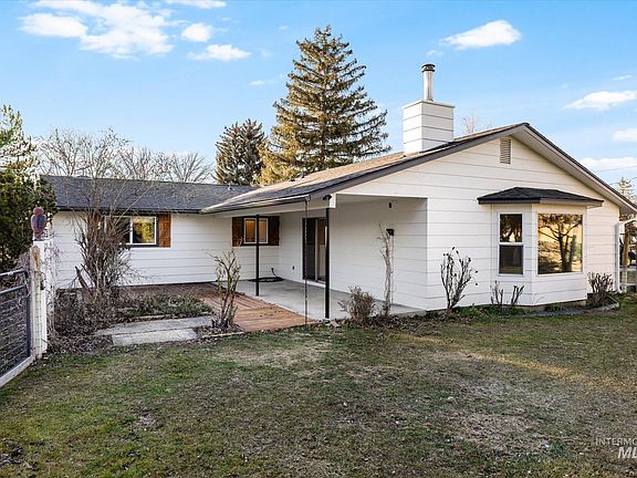 2nd image of 20 N Jefferson St