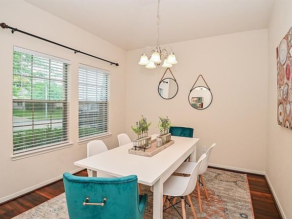 5th image of 24314 Courtland Oaks St