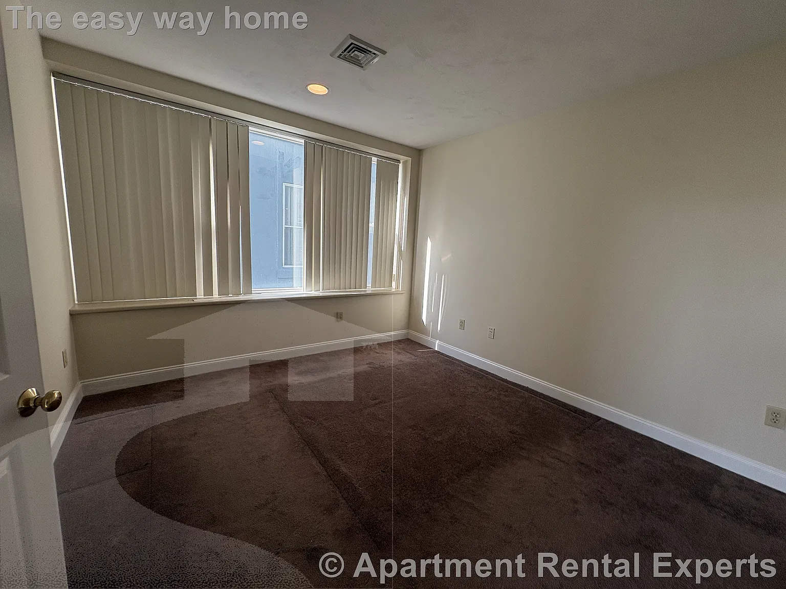 30 Pearl Street — Photo 4