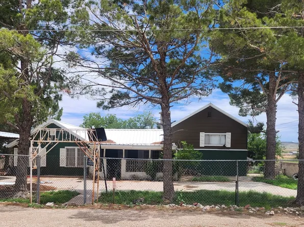 4019 Jones St, Carlsbad, NM 88220