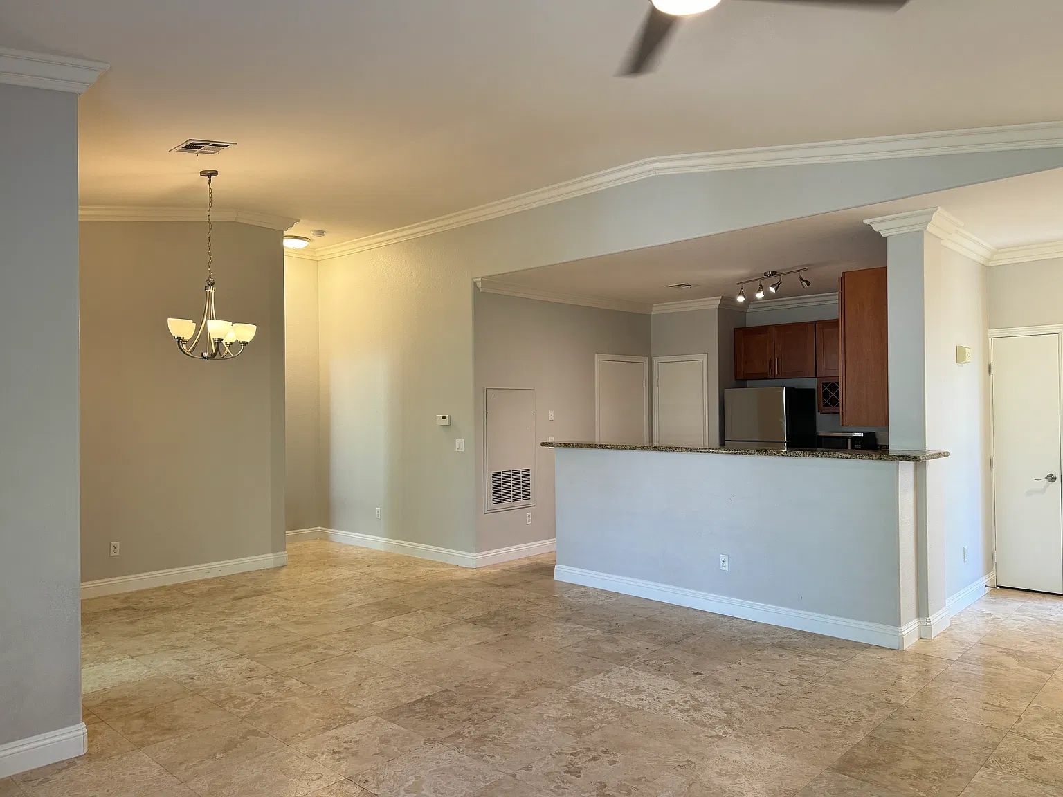 901 Duckhorn Ct — Photo 3