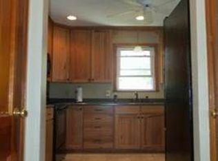 704 Dickinson Ave, Edgerton, WI 53534