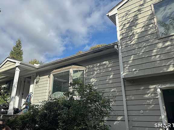 2nd image of 54 Steep Hill Road