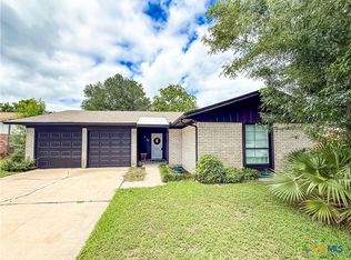 204 Timberlane Dr, Victoria, TX 77901