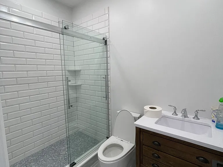 28 Union Ave #2 — Photo 7