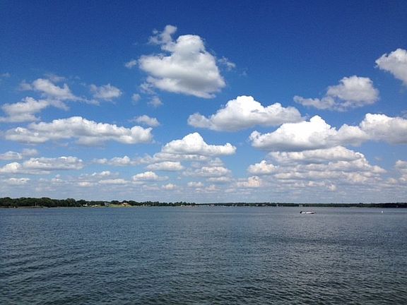 5th image of 19 Shoreline Dr
