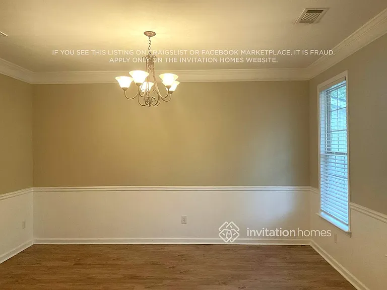 655 Briarhurst Ct — Photo 8