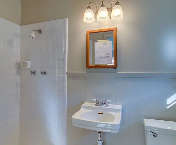 1021 Willow Dr — Photo 14