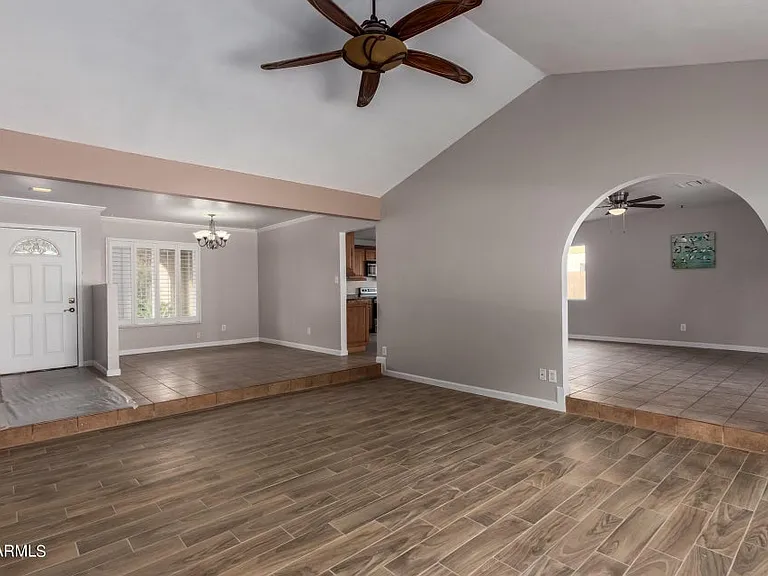 5138 W Desert Cove Ave — Photo 5