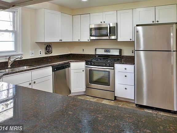 3rd image of 7102 Frazier Pl