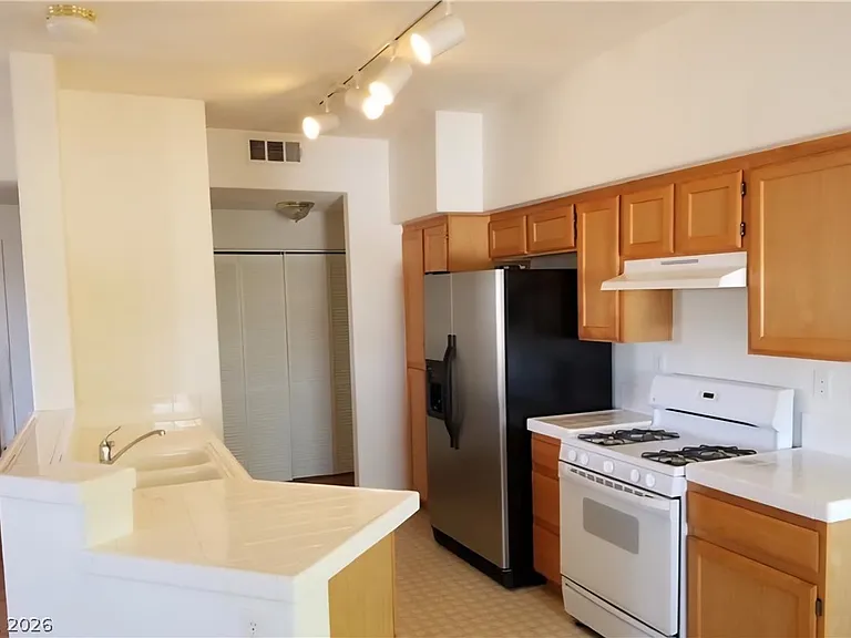 8501 W University Ave #2029 — Photo 4