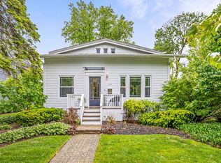 409 Cottage Ave, Glen Ellyn, IL