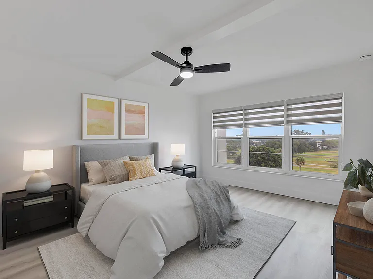 3050 N Palm Aire Dr #704 — Photo 9
