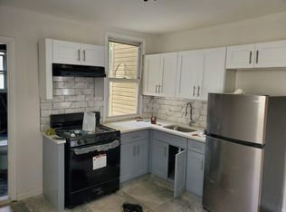 92 N Main St FLOOR 1, Paterson, NJ 07522