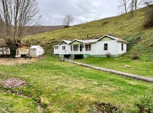710 Hayden Hollow Rd, Saltville, VA 24370