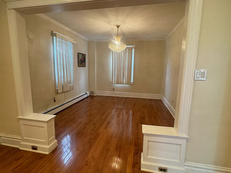 710 Hillside Ave — Photo 2