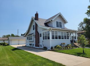 118 S Linn St, Roland, IA 50236