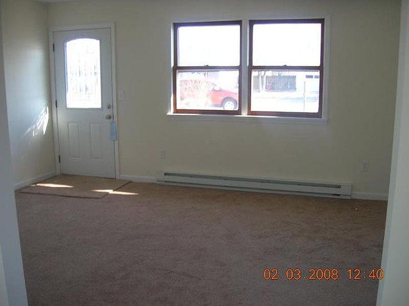 5th image of 10 HOWARD Drive