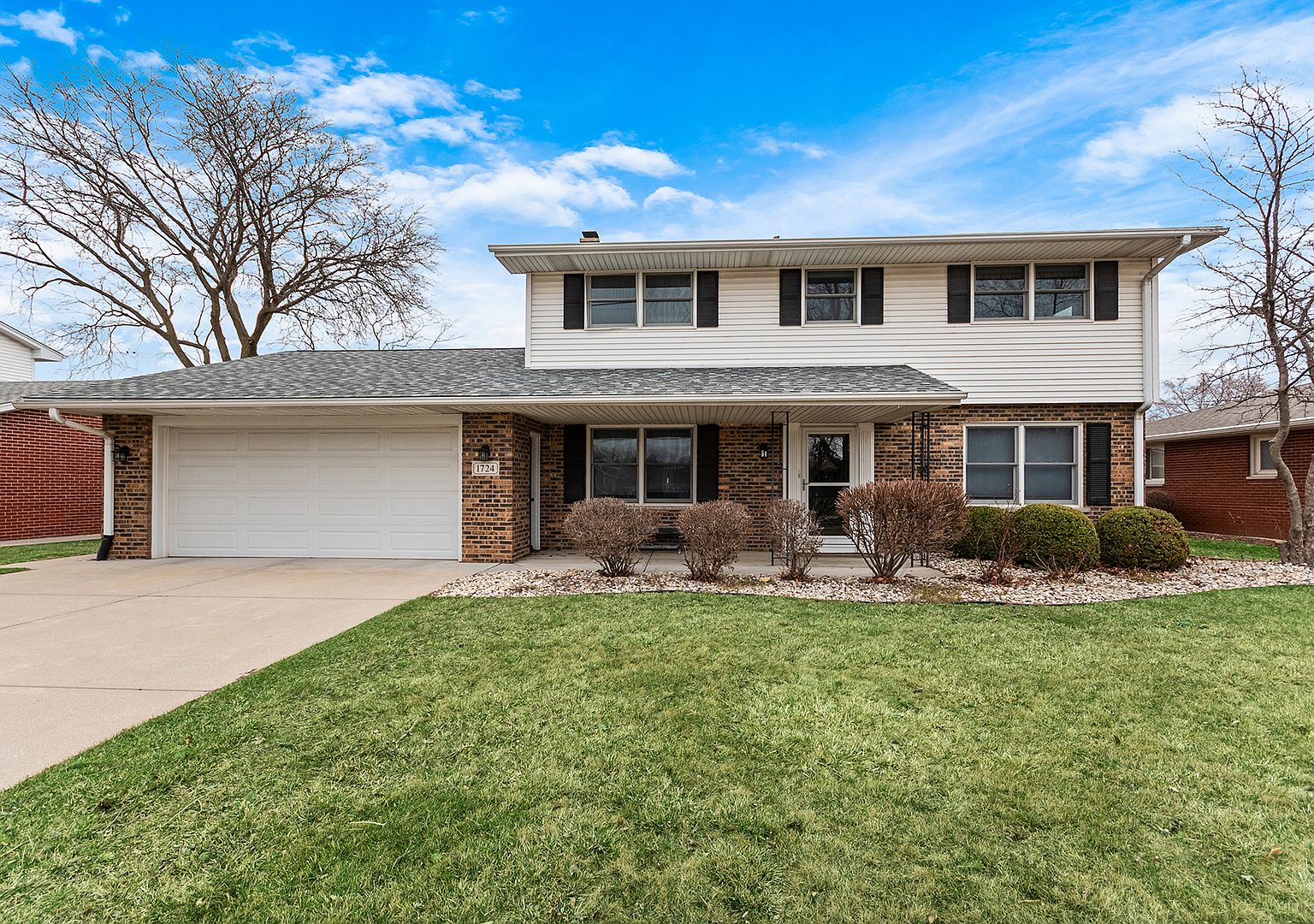 1724 Lincoln Ave, Crest Hill, IL 60403 | Zillow
